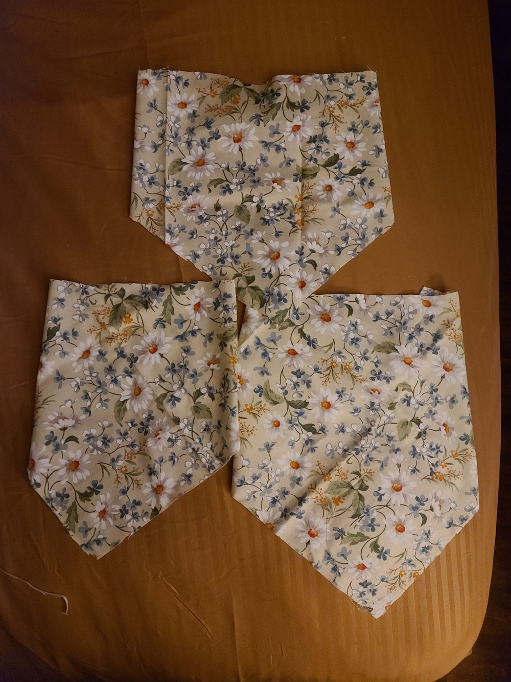 Cream Floral Daisy Dog Bandana - Charming Pet Accessory